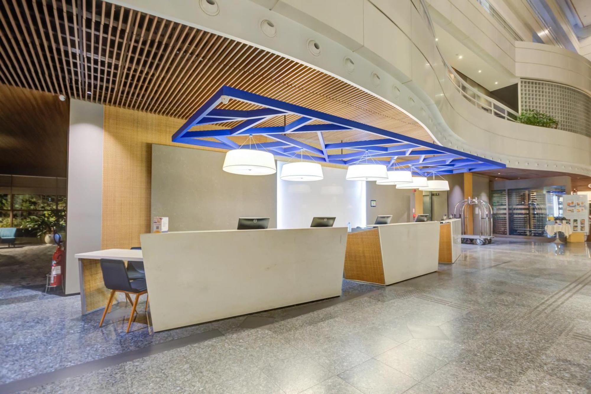 Hotel Radisson Sao Paulo Paulista Zewnętrze zdjęcie The lobby of the new terminal